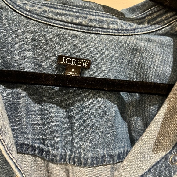J. Crew Classic Blue Denim Shirt Pearl Snap Closure Size 8 - Picture 3 of 5